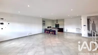 Townhouse in Saint-Nicolas-de-Port (54210)