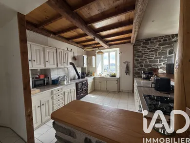 Maison de campagne à Mazet-Saint-Voy (43520)