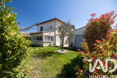 Maison traditionnelle à Grillon (84600)