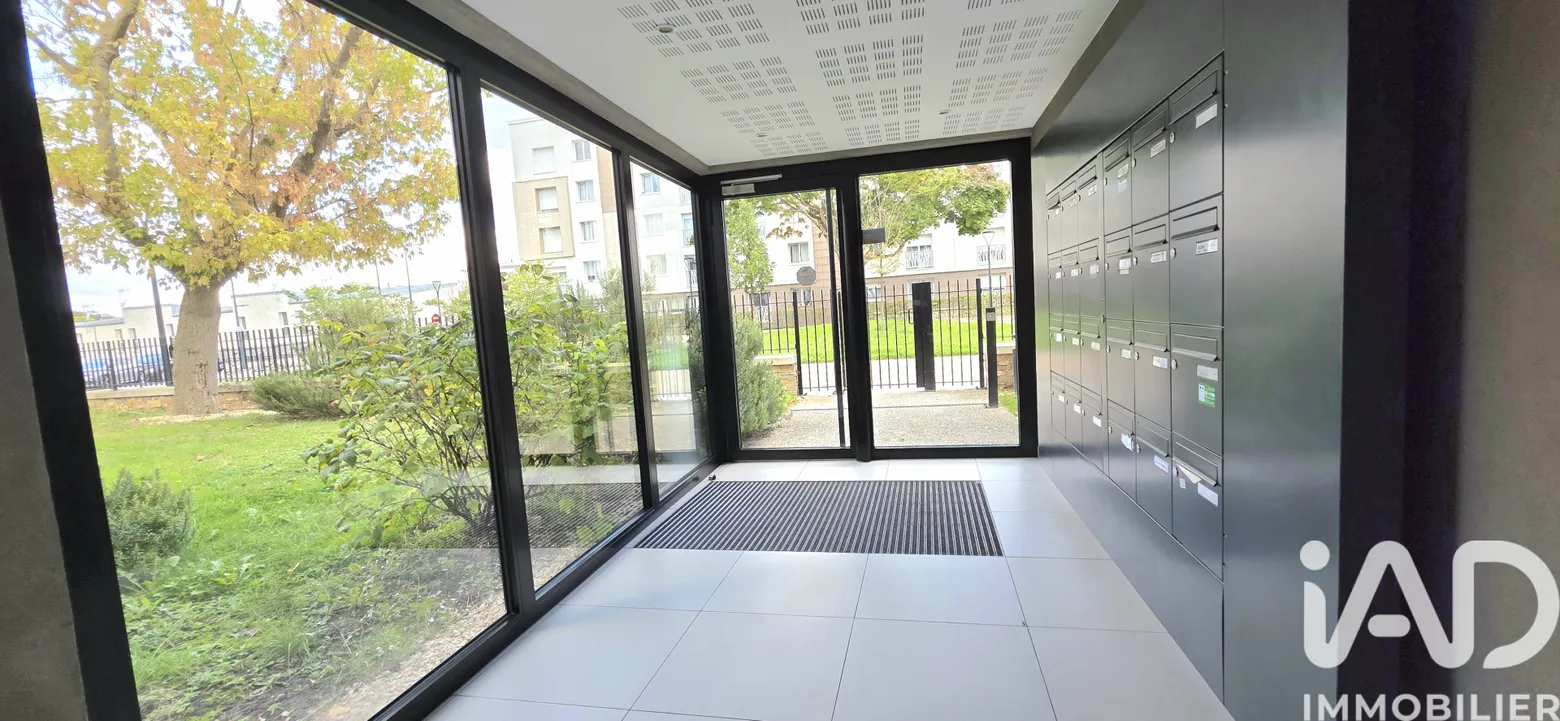 Vente appartement à Poissy (78300) : appartement 3 pièces 66 m² - 1991029 — 3