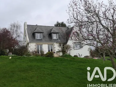 Maison à Plougastel-Daoulas (29470)