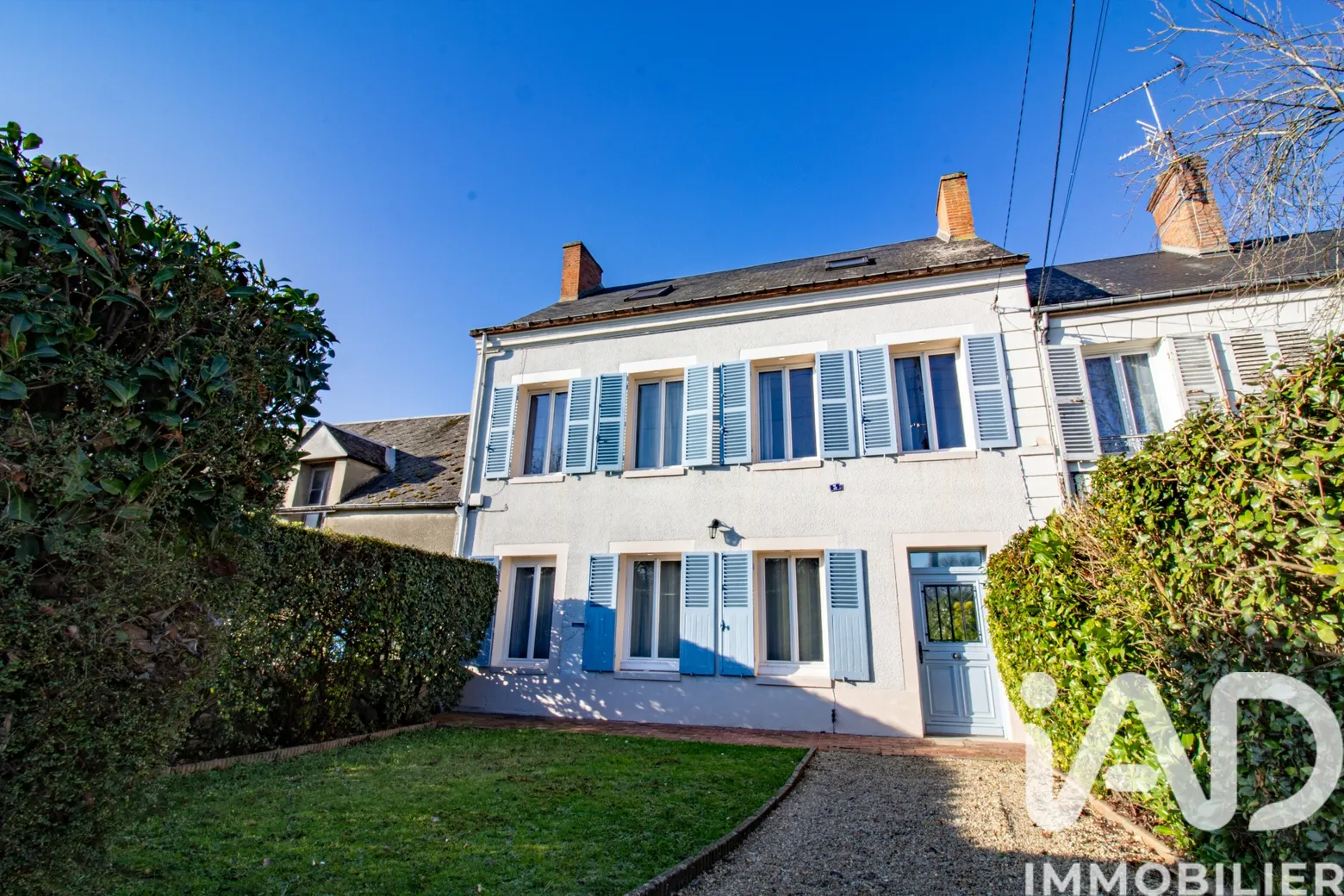 maison à Corbeilles
