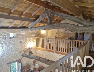 Maison de campagne à Pessac-sur-Dordogne (33890)