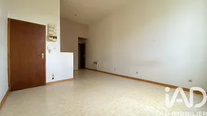 Apartment in Bordeaux (33300)