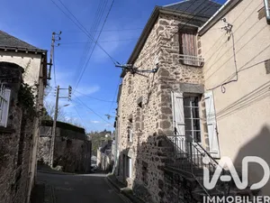 Maison de village à Ambrières-les-Vallées (53300)