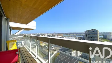 Apartment in Bordeaux (33800)