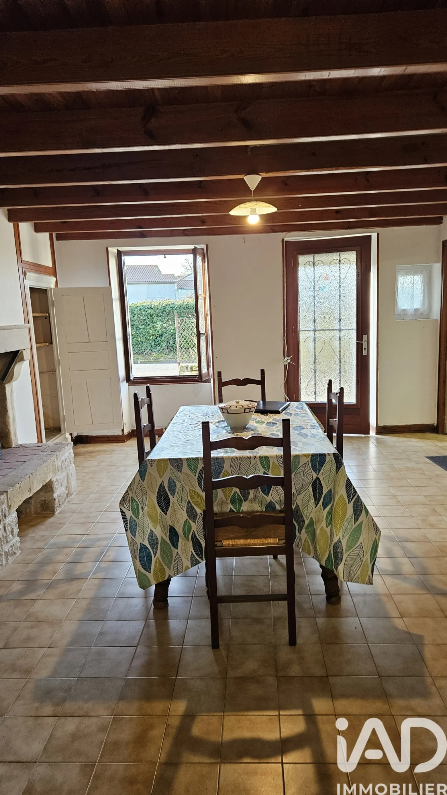 Vente maison à Les Gours (16140) : maison de village 3 pièces 79 m² — 2