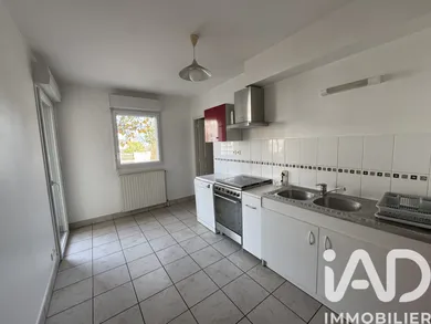 Apartment in Nantes (44100)