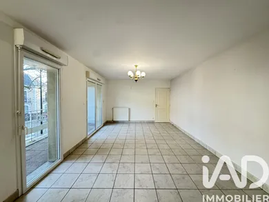 Apartment in Nantes (44100)