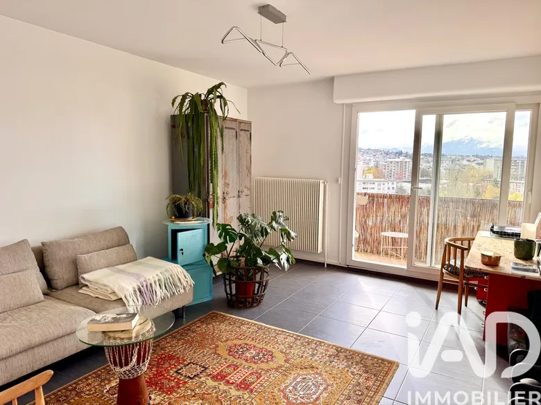 Appartement 2 pièces 49 m² · à Ville-la-Grand · 49 m² · 272 000 €