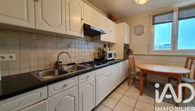 Appartement à Saint-Étienne (42100)