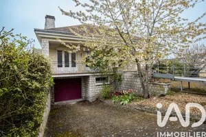 Maison traditionnelle à La Chapelle-Saint-Mesmin (45380)