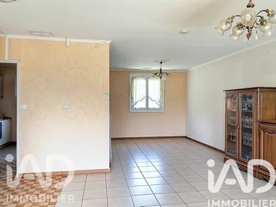 Detached house in Montfort-le-Gesnois (72450)