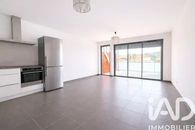 Apartment in Le Lavandou (83980)