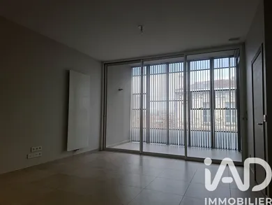 Apartment in Bordeaux (33000)