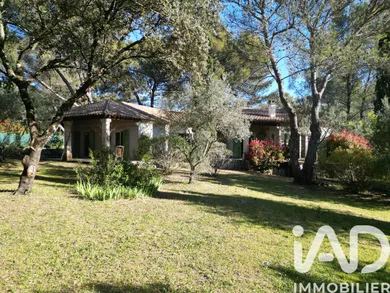 Maison de campagne à Uzès (30700)