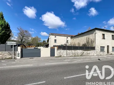 Traditional house in Orliénas (69530)
