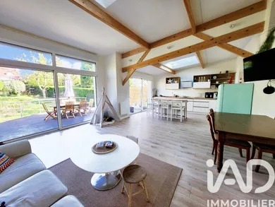 Maison traditionnelle à Conflans-Sainte-Honorine (78700)
