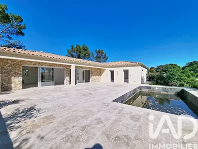 Maison à Nîmes (30900)