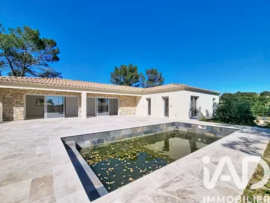 Maison à Nîmes (30900)