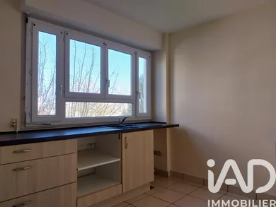Apartment in Auxerre (89000)