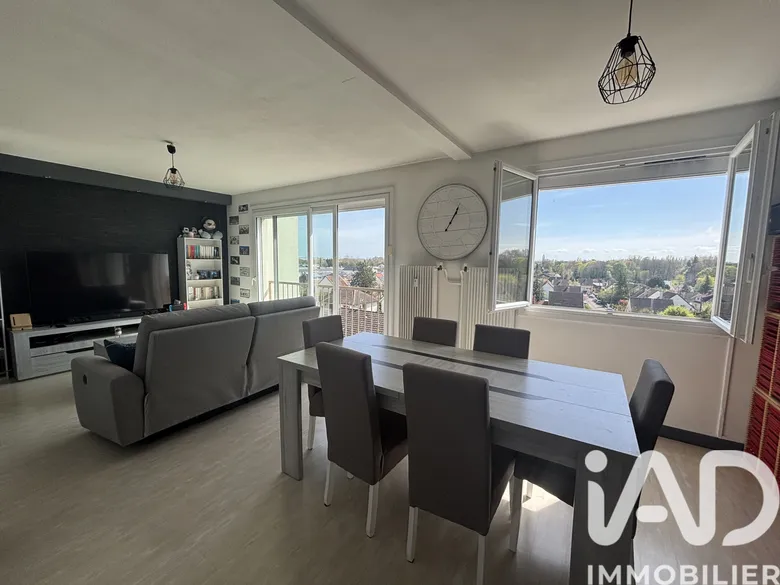 Appartement 3 pièces 62 m² · à Pont-Sainte-Marie · 62,2 m² · 80 000 €