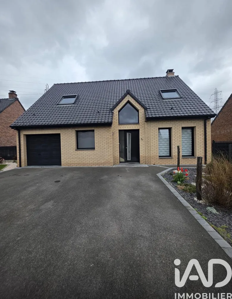 Maison 4 pièces 115 m² · à Sailly-Labourse · 115 m² · 302 000 €