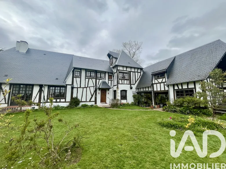 Maison 7 pièces 173 m² · à Tourville-la-Campagne · 173 m² · 319 900 €