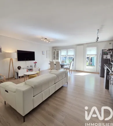 House in Fosses (95470)