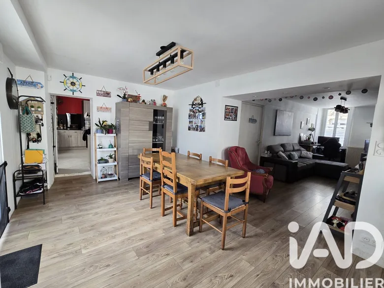 Maison 6 pièces 117 m² · à Chalonnes-sur-Loire · 117 m² · 205 000 €