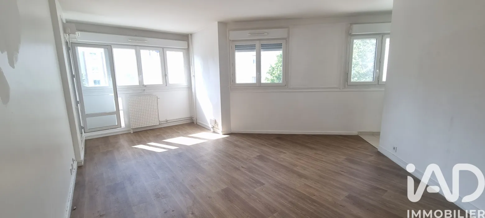 Vente appartement à Sevran (93270) : appartement 2 pièces 51 m² — 2