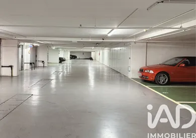 Parking à Paris (75002)