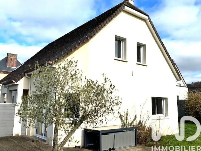 Maison 4 pièces 105 m² · à Saint-Martin-de-Boscherville · 105 m² · 341 500 €