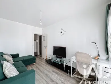 Apartment in Villeneuve-la-Garenne (92390)