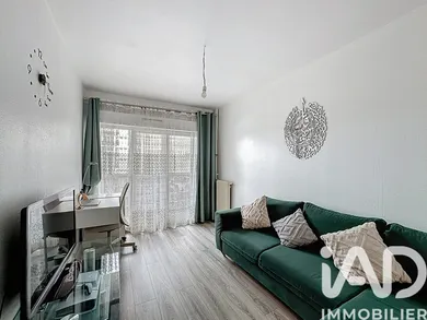 Apartment in Villeneuve-la-Garenne (92390)