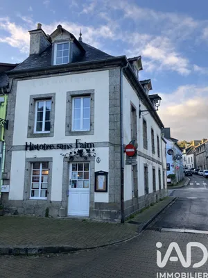 Building in Huelgoat (29690)