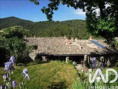 Maison de village à Cros (30170)