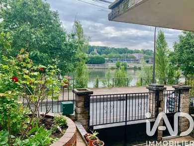 Maison traditionnelle à Villeneuve le roi (94290)