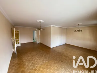 Apartment in Cachan (94230)