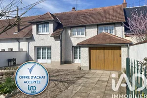 House in Sully-sur-Loire (45600)