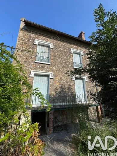 Immeuble à Corbeil-Essonnes (91100)