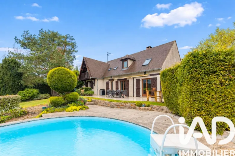 Maison 8 pièces 172 m² · à Lavilletertre · 172,4 m² · 498 000 €
