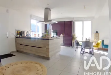 Detached house in Changé (53810)