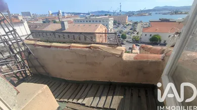 Apartment in Toulon (83000)