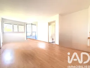 Appartement à Champs-sur-Marne (77420)