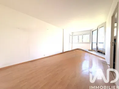 Appartement à Champs-sur-Marne (77420)