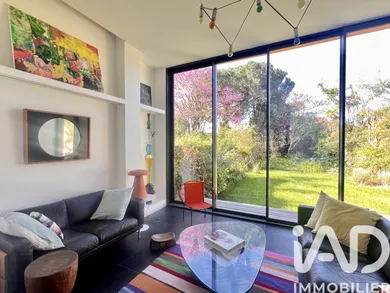 House in Talence (33400)