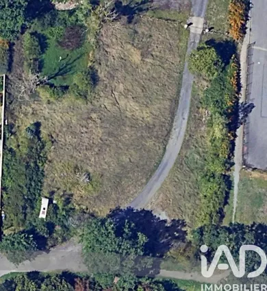 Terrain à Azay-le-Rideau (37190)