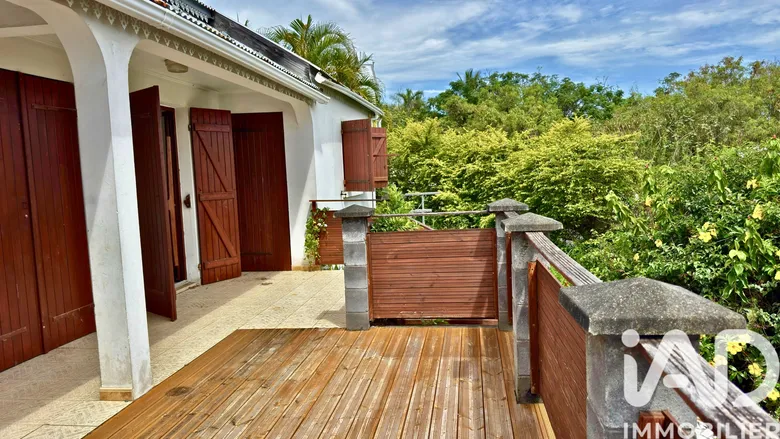 Maison 5 pièces 130 m² · à Saint-Joseph · 129,9 m² · 320 000 €