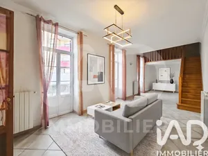 Apartment in Nîmes (30900)